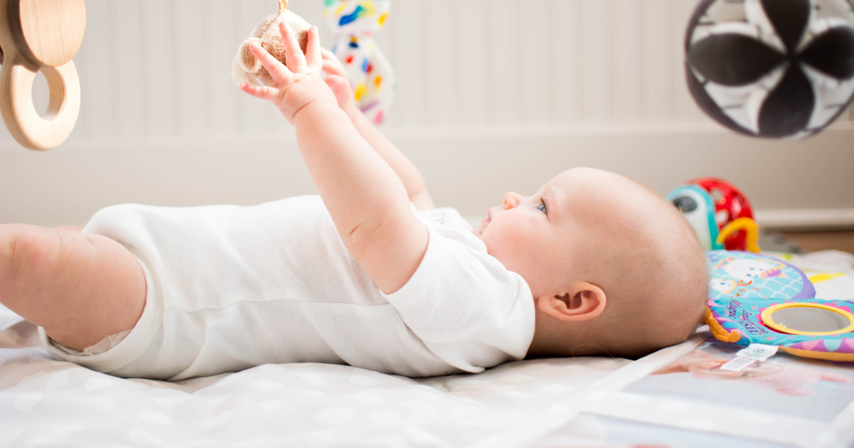 Dấu hiệu nhận biết táo bón ở trẻ sơ sinh
